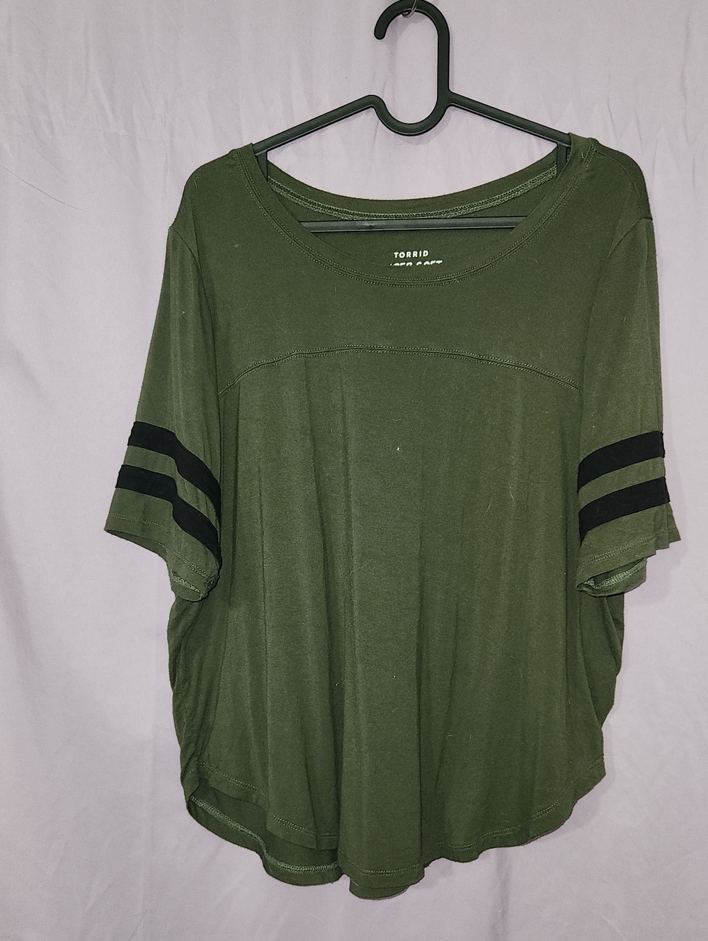 torrid olive green short sleeve tee with black sleeve stripes